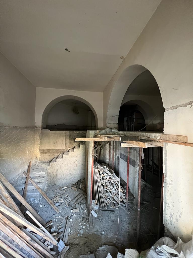 28 May metrosu ətrafında tarixi binanın bərpası və konstruktiv gücləndirilməsi